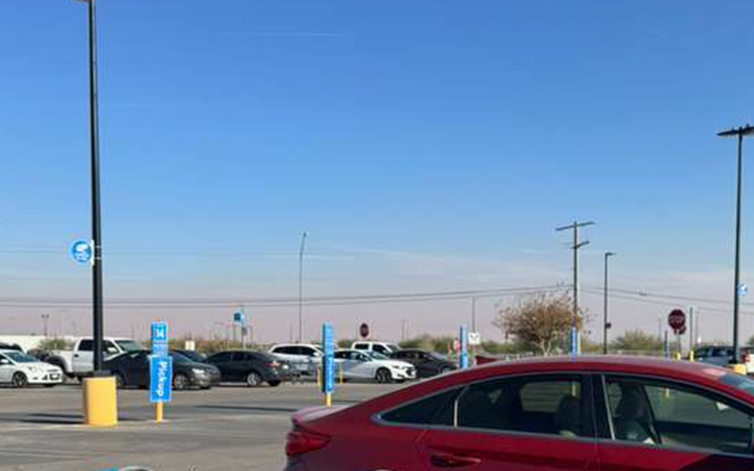 Alerta en El Paso: Comunidades Reportan Olor a Químicos y Plástico