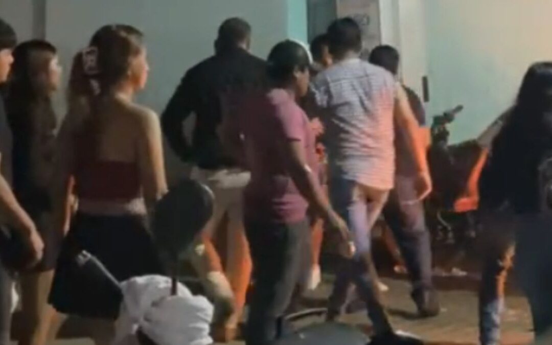 Tragedia en Chiapas: Muere Abner tras ser quemado en concierto de Los Cadetes de Linares