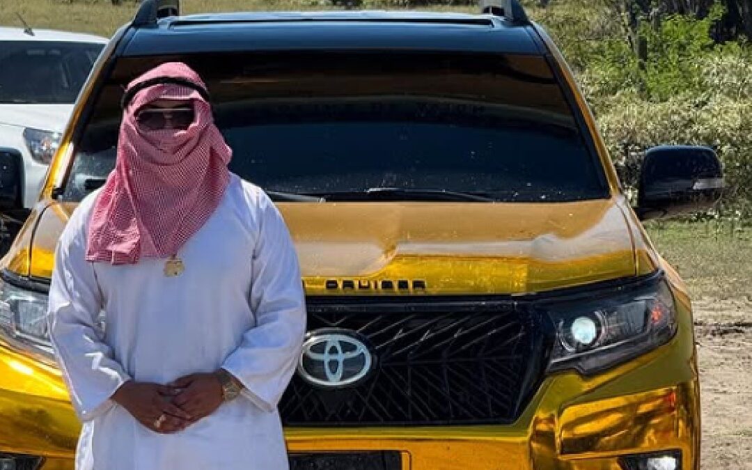 Un Influencer de Hartford Insulta a Policías Tras Inmovilización de su Camioneta Lujosa