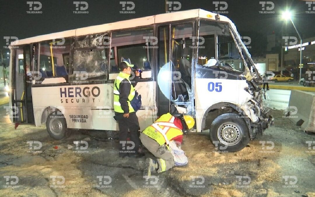 Accidente de volcadura en Saltillo: 9 guardias de seguridad heridos tras salida del Parque Industrial Santa María