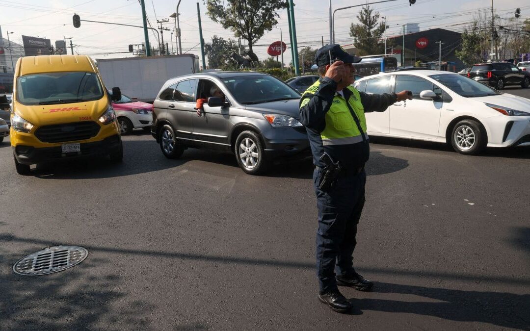 Hoy No Circula en CdMx y Edomex: Autos que Descansan este Lunes 8 de Diciembre de 2025