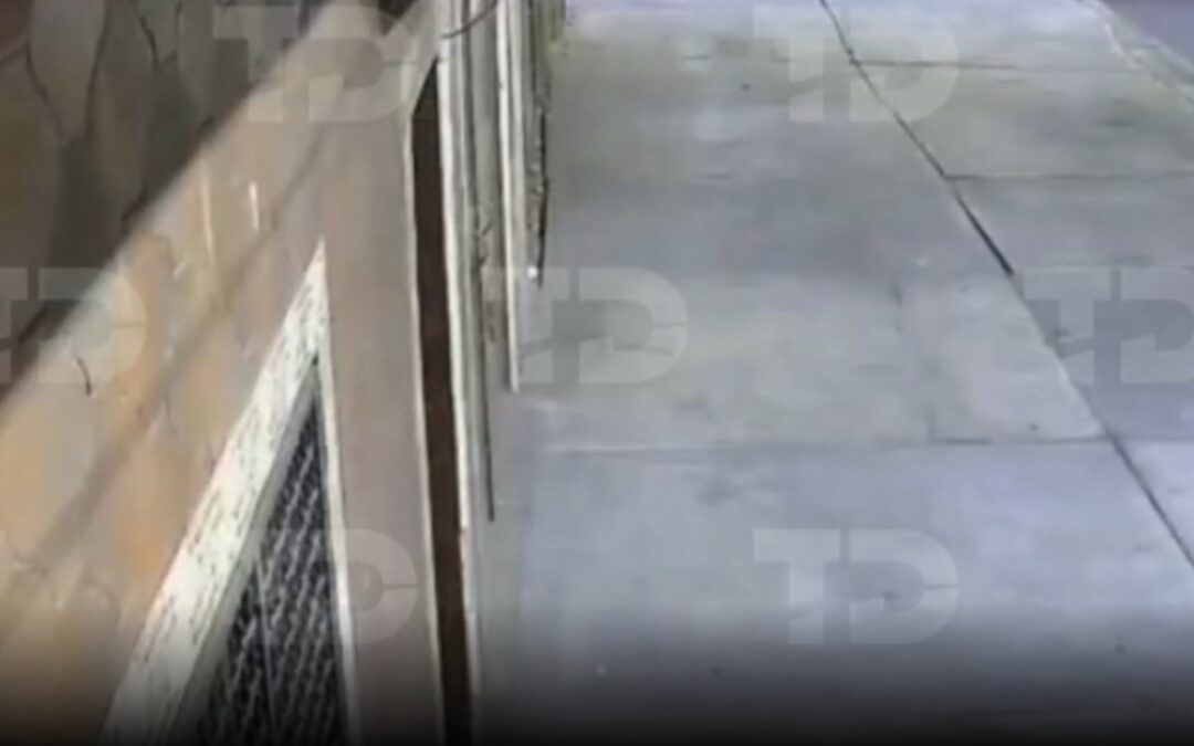 Asesinato en Venustiano Carranza: Joven atacado a balazos mientras montaba su bici eléctrica