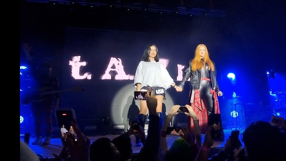 t.A.T.u Deslumbra en Monterrey Después de 25 Años de Espera