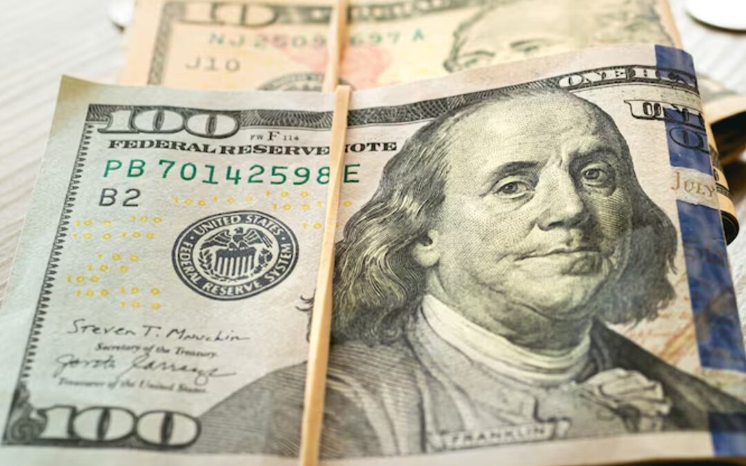 Dólar Hoy: Tipo de Cambio del Peso Mexicano se Encuentra en 18.27 Unidades