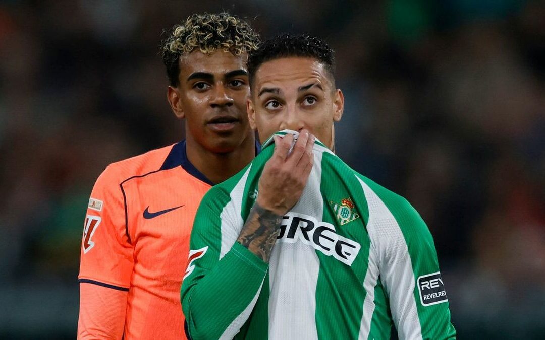 El Barcelona derrota al Betis y refuerza su liderato en LaLiga con cinco goles