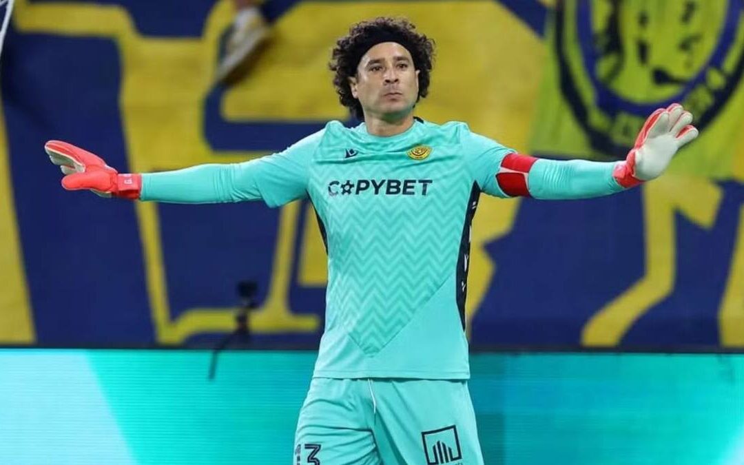 Memo Ochoa Rechaza Saludo de Compañero Sudafricano en AEL Limassol Tras Sorteo del Mundial 2026