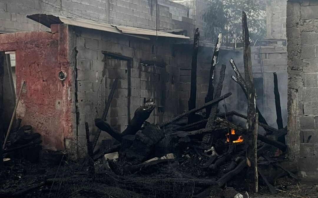 Incendio en Apodaca: Vecinos alertan sobre repetidos incidentes en la misma vivienda