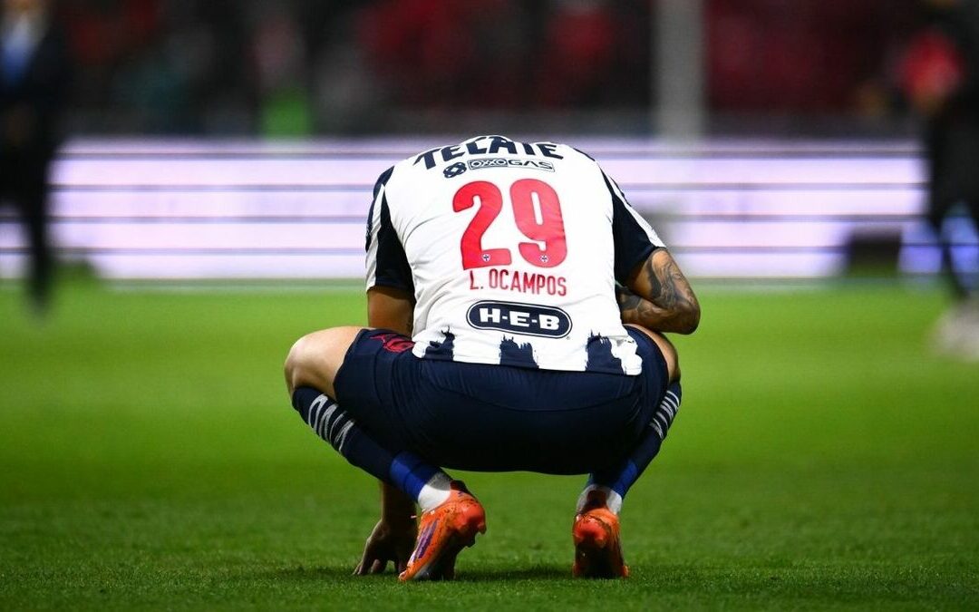 Rayados: Aficionados Hartos Exigen Decisiones Firmes