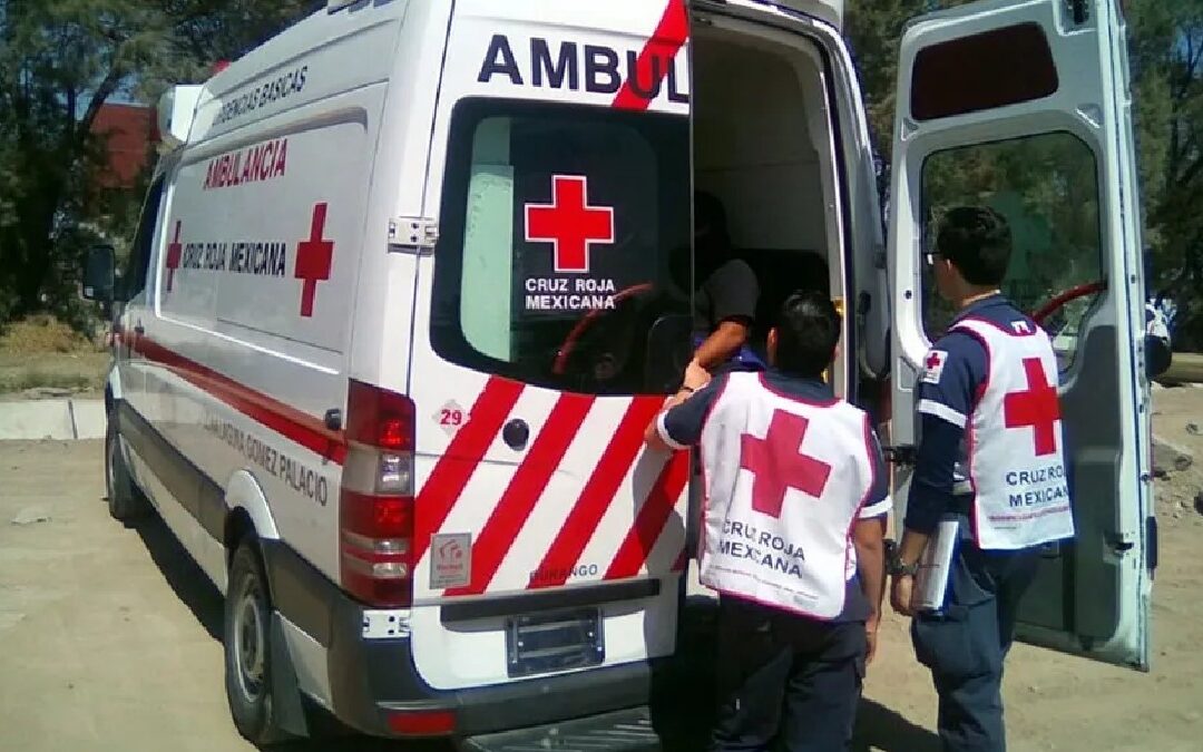 Accidente de tránsito deja a mujeres gravemente lesionadas en la carretera Gómez Palacio-Jiménez
