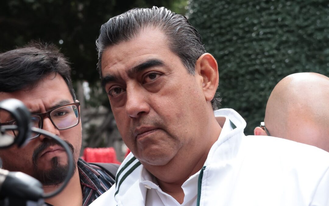 Sergio Salomón Urge a Esperar Resultados de Auditorías sobre Corrupción en la SEP Puebla