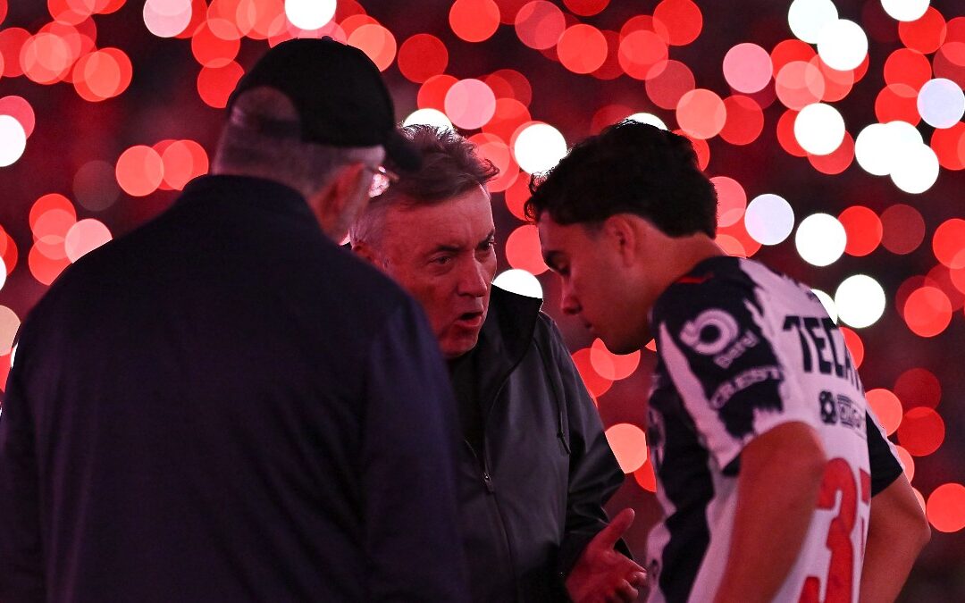 Rayados: Revelaciones sobre la Continuidad de Domènec Torrent en el Equipo