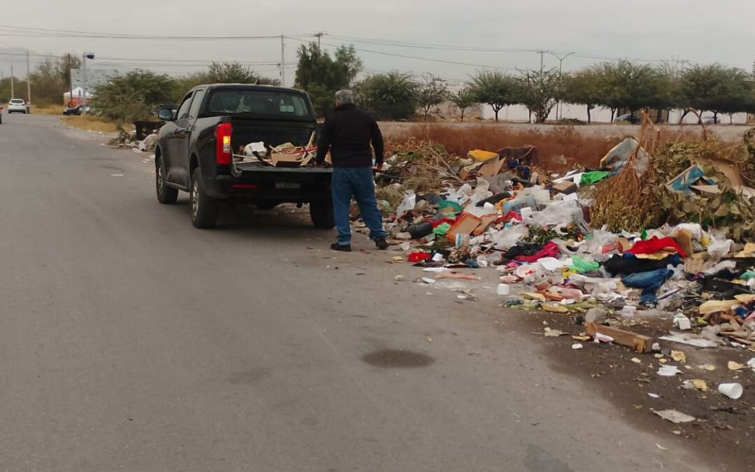 Torreón: Detienen a Tres Personas por Arrojar Basura en Monterreal